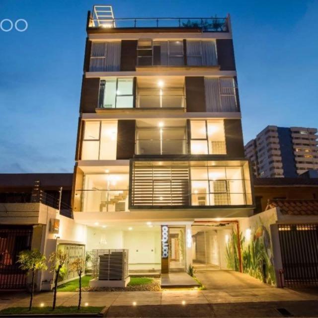BAMBOO APARTAMENTO MONOAMBIENTE, Equipetrol Norte con garaje Santa Cruz de La Sierra Exterior foto